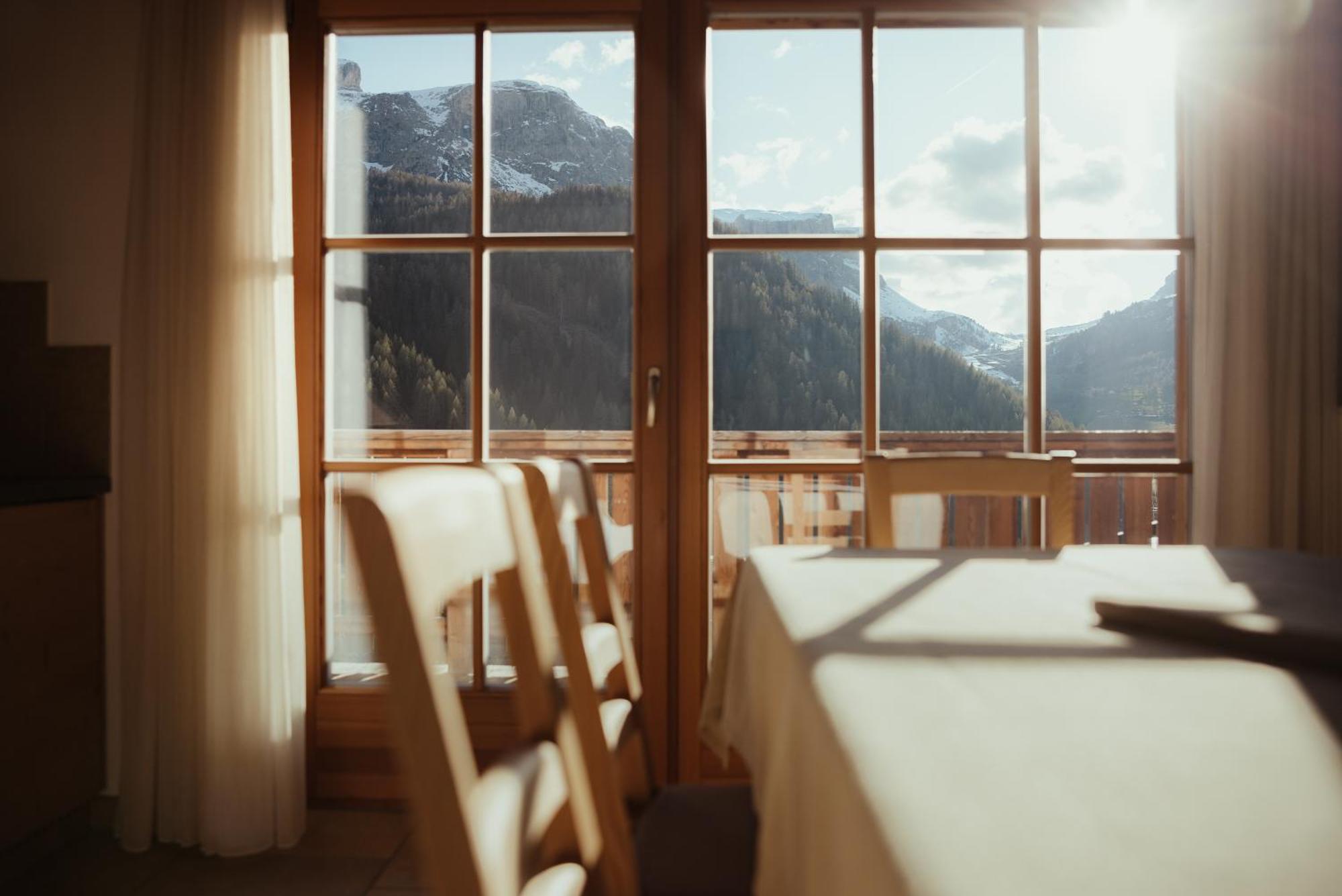 Refugium Laflu Apartments Corvara In Badia Exterior photo