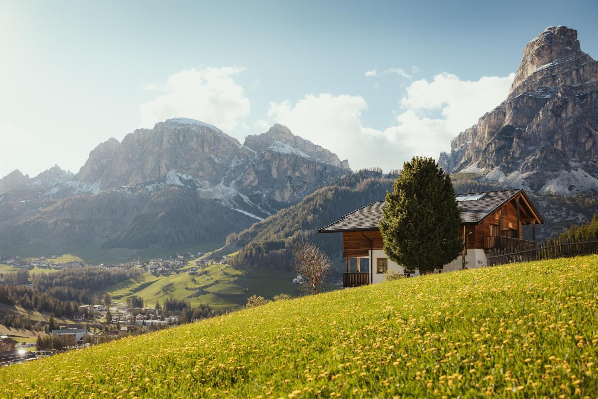 Refugium Laflu Apartments Corvara In Badia Exterior photo